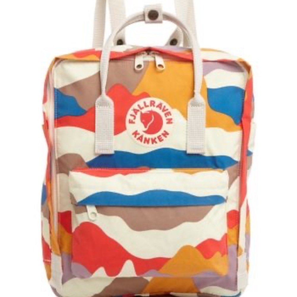 FjallRaven Kanken- worn a couple of times